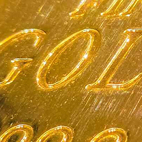 Gold auf Rekordkurs, während Weizen unter Schwarzmeer-Störungen leidet